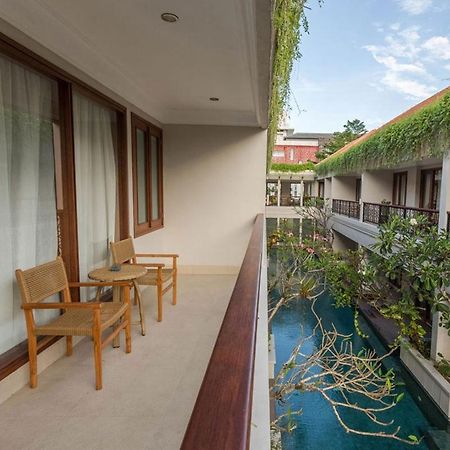 Seminyak Lagoon All Suites Hotel Exteriör bild